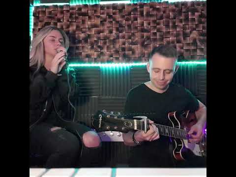 Nick and Lauren performing How Deep Is Your Love